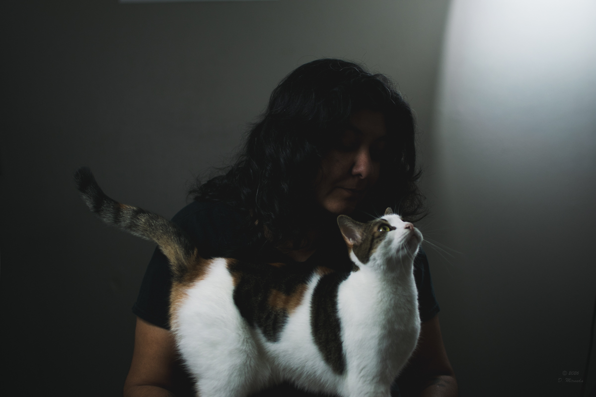 slide 1: Dee and Pumpkin