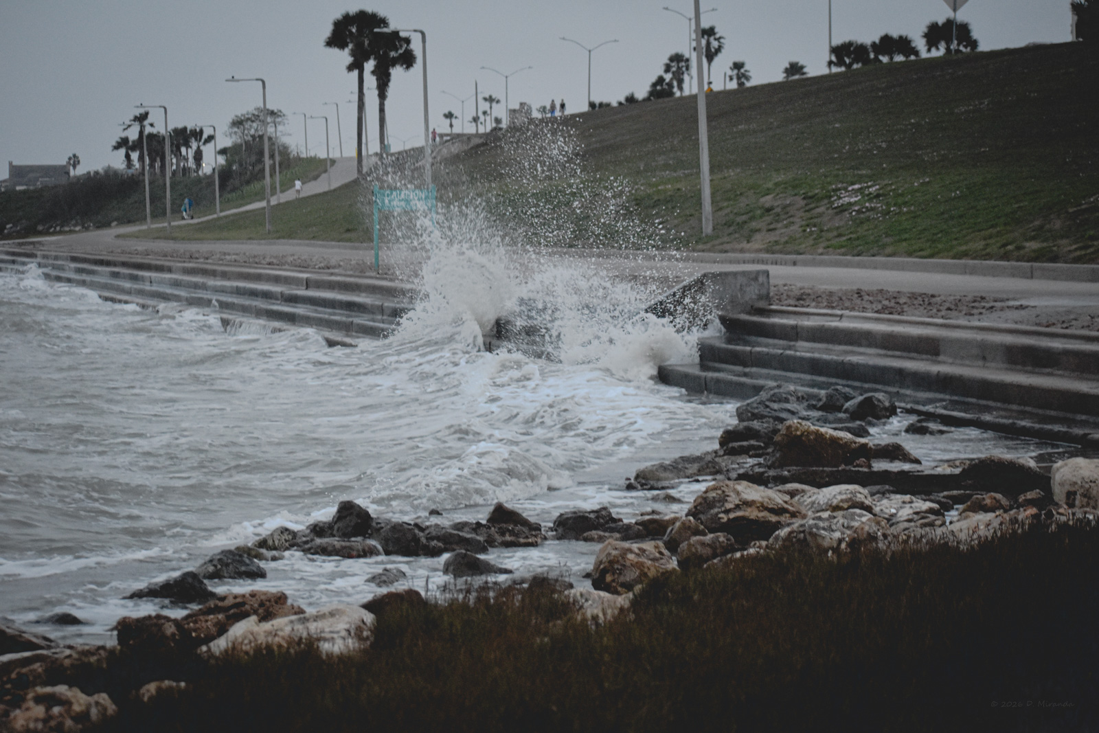 Waves on Seawal